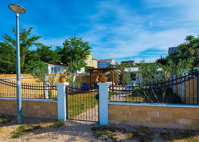 - House 'amarella' * Турань